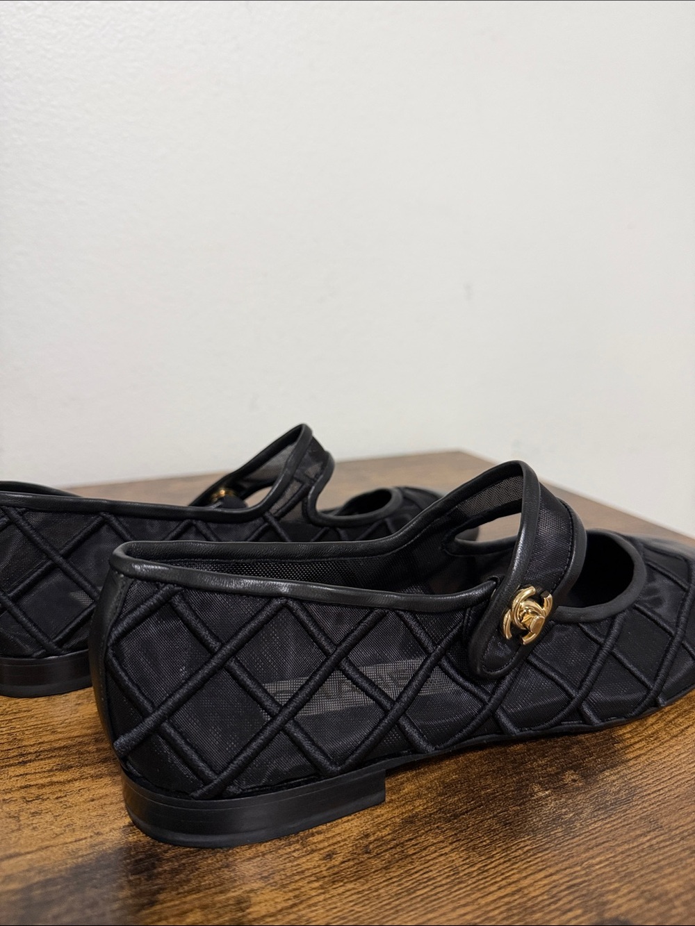 Chanel - Picture 3 of 4
